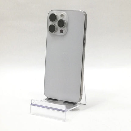 iPhone 15 Pro Max / 2023 / 256GB / ホワイトチタニウム / 国内版SIMフリー / ランク:B / MU6Q3J/A / A3105 【中古品管理番号:37721】