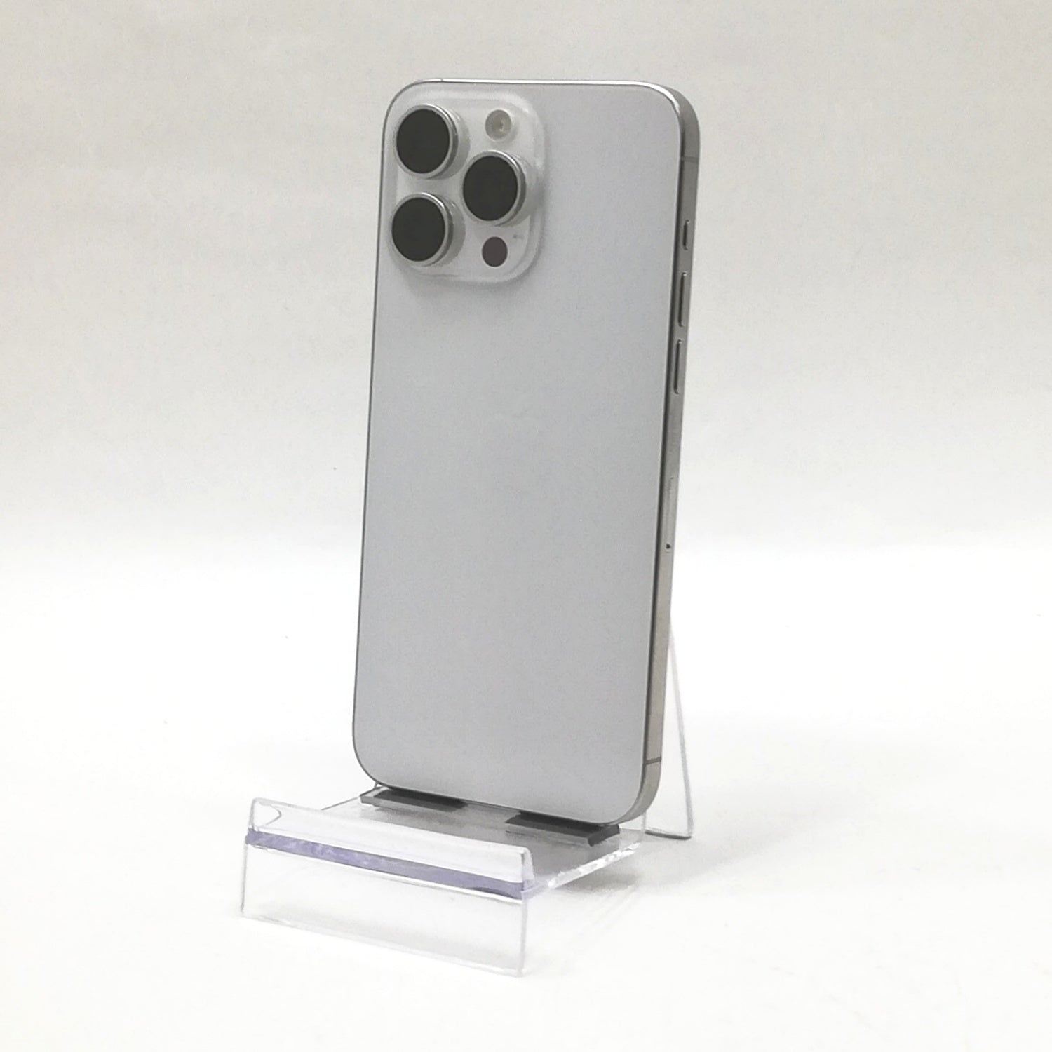 【ブラックフライデーセール】iPhone 15 Pro Max / 2023 / 256GB / ホワイトチタニウム / 国内版SIMフリー / ランク:B / MU6Q3J/A / A3105 【中古品管理番号:37721】