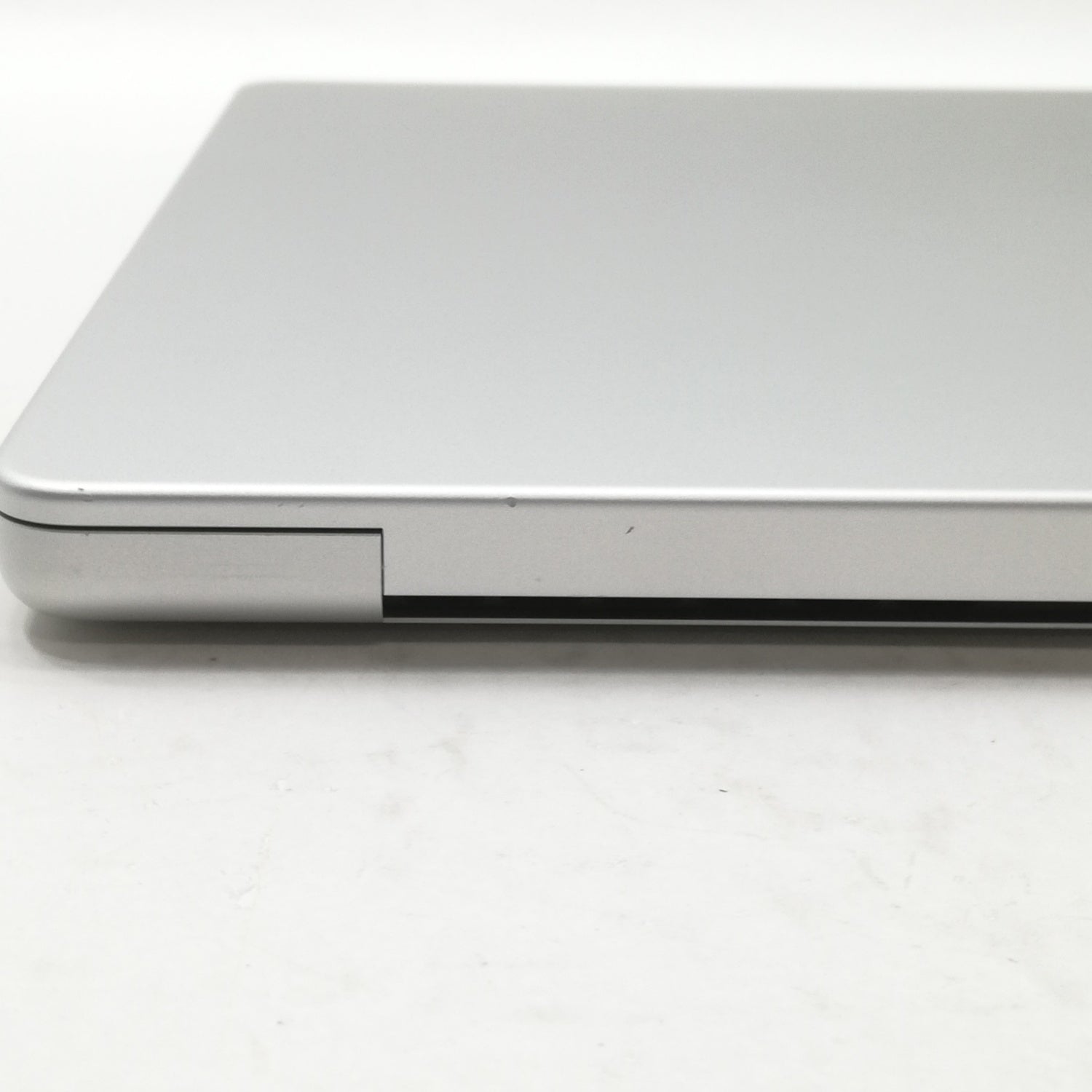 MacBook 中古 販売】MacBook Pro M1 Pro / 14インチ / 2021 / 32GB