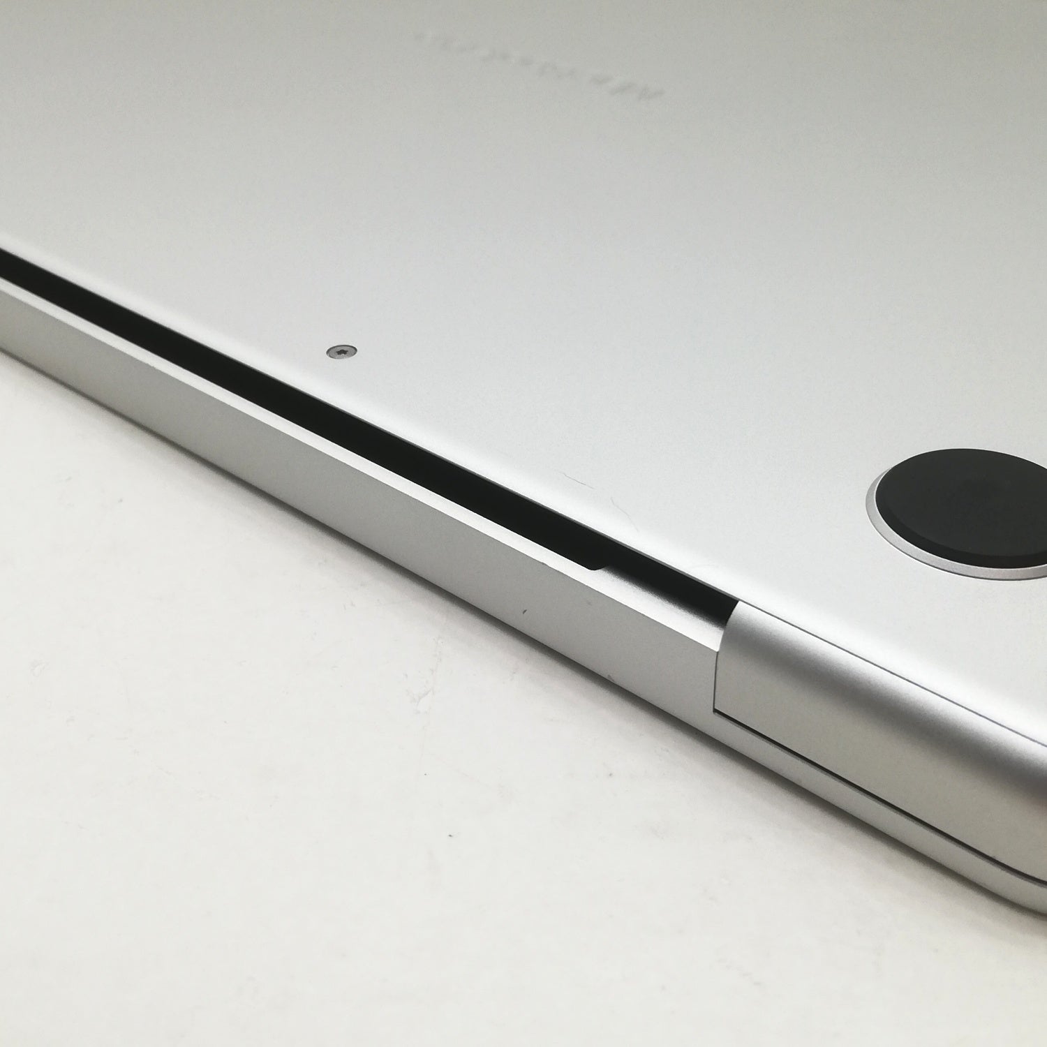 MacBook Pro 14インチ 2021 M1 Pro シルバー ジャンク MacBook 中古 販売】MacBook Pro M1 Pro / 14インチ / 2021 / 32GB