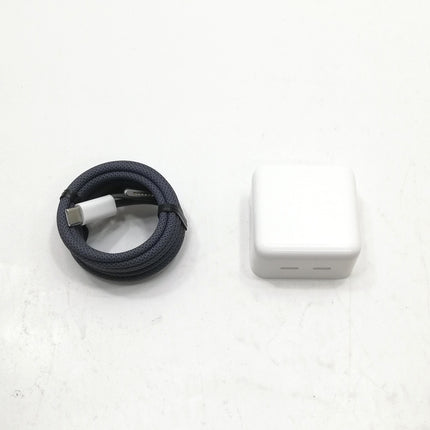 MacBook Air M2 / 15インチ / 2023 / 16GB / 512GB / ミッドナイト / ランク:A / MQKX3J/A / 【中古品管理番号:37729】