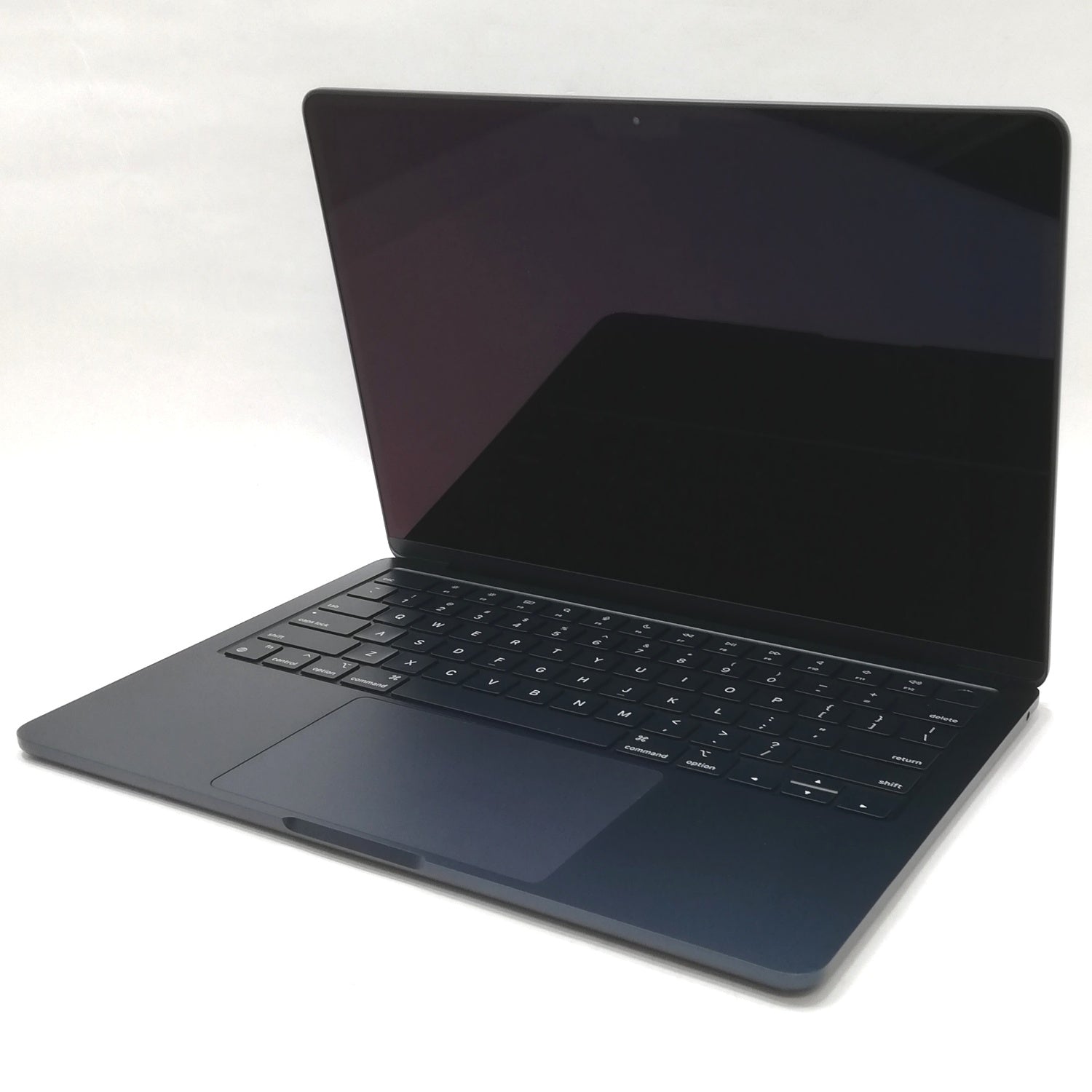 MacBook Air M3 / 13インチ / 2024 / 8GB / 256GB / ミッドナイト / ランク:B / MRXV3J/A / 【中古品管理番号:37732】