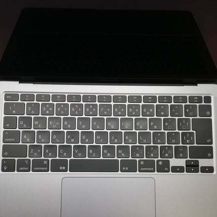 MacBook Air M1 / 13インチ / Mid2020 / 8GB / 256GB / スペースグレイ / ランク:B / MGN63J/A / 【中古品管理番号:37734】