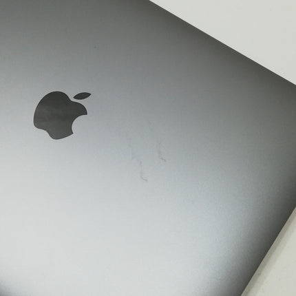 MacBook Air M1 / 13インチ / Mid2020 / 8GB / 256GB / スペースグレイ / ランク:C / MGN63J/A / 【中古品管理番号:37737】