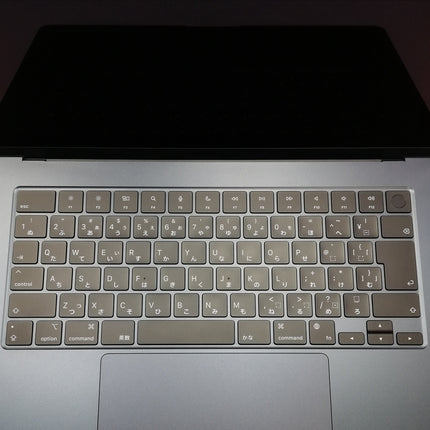 MacBook Air M2 / 15インチ / 2023 / 8GB / 256GB / ミッドナイト / ランク:B / MQKW3J/A / 【中古品管理番号:37769】