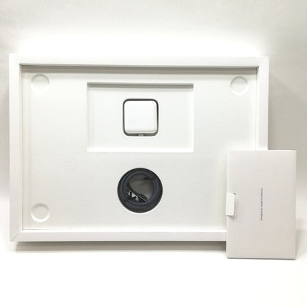 MacBook Air M2 / 15インチ / 2023 / 8GB / 512GB / ミッドナイト / ランク:C / MQKX3J/A / 【中古品管理番号:37772】