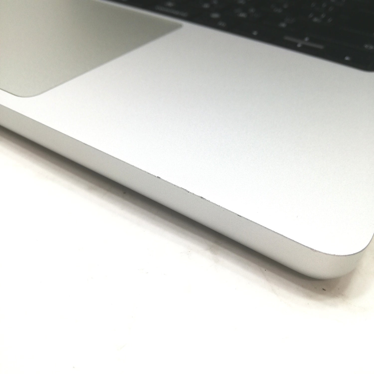 MacBook 中古 販売】MacBook Pro M1 Pro / 14インチ / 2021 / 32GB