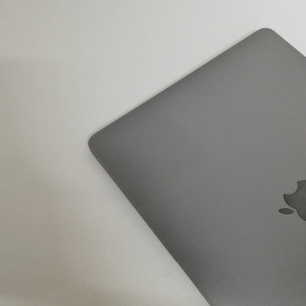 MacBook Air Retina Display / 13インチ / 2019 / 8GB / 256GB / スペースグレイ / ランク:C / MVFJ2J/A / 【中古品管理番号:37784】