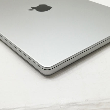 MacBook Pro M1 Pro / 14インチ / 2021 / 16GB / 512GB / シルバー / ランク:B / MKGR3J/A / 【中古品管理番号:37790】
