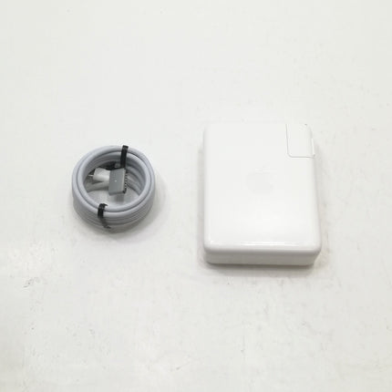 MacBook Pro M1 Max / 16インチ / 2021 / 32GB / 1TB / シルバー / ランク:B / MK1F3J/A(MAX) / 【中古品管理番号:37807】