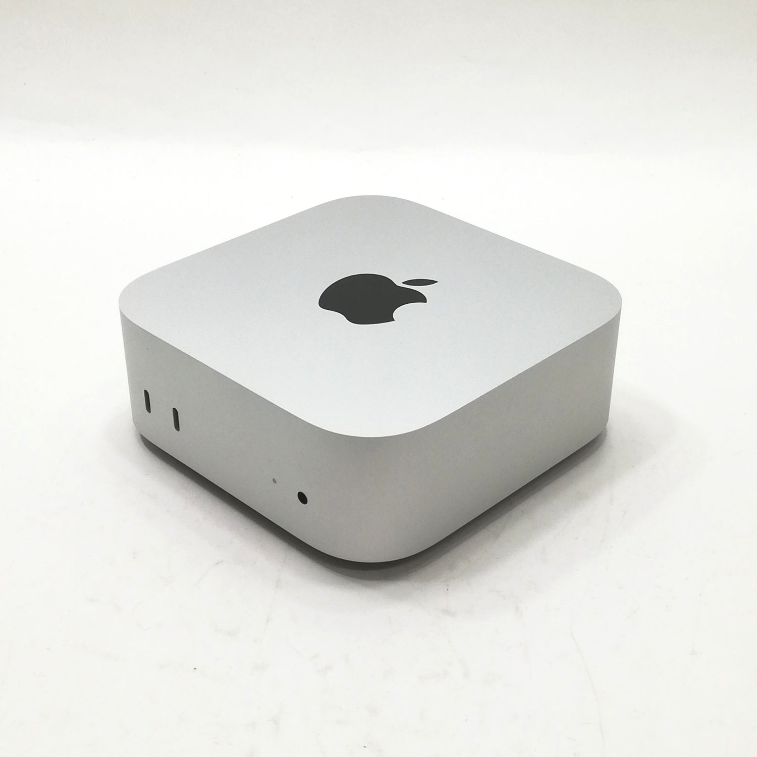 Mac mini M4 / 2024 / 16GB / 256GB / シルバー / ランク:A / MU9D3J/A / 【中古品管理番号:37811】