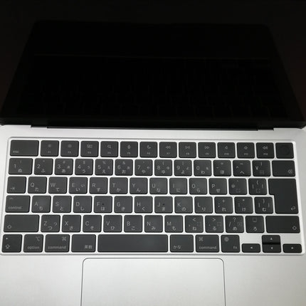 MacBook Air M2 / 13インチ / 2022 / 8GB / 512GB / シルバー / ランク:B / MLY03J/A / 【中古品管理番号:37822】
