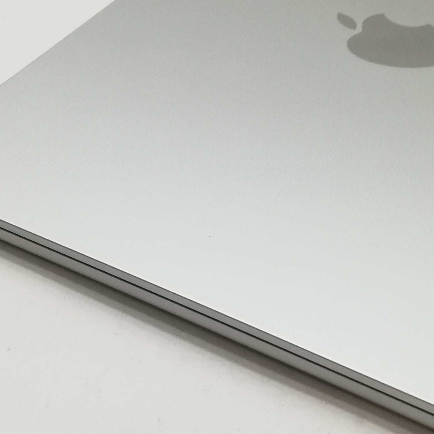 MacBook 中古 販売】MacBook Air M3 / 13インチ / 2024 / 16GB / 512GB