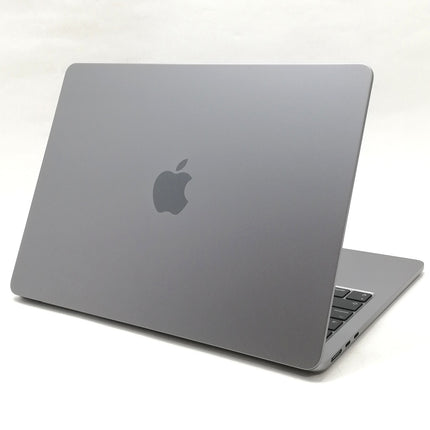 MacBook Air M3 / 13インチ / 2024 / 16GB / 256GB / スペースグレイ / ランク:A / MC8G4J/A / 【中古品管理番号:37865】