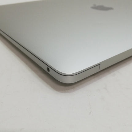 MacBook Air M1 / 13インチ / Mid2020 / 8GB / 512GB / シルバー / ランク:B / MGN93J/A / 【中古品管理番号:37880】