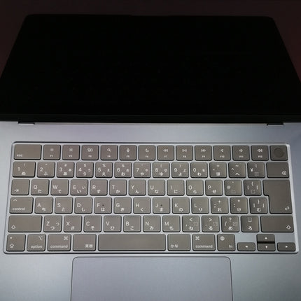 MacBook Air M3 / 15インチ / 2024 / 16GB / 256GB / ミッドナイト / ランク:A / MC9G4J/A / 【中古品管理番号:37893】