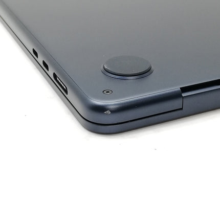 MacBook Air M3 / 15インチ / 2024 / 16GB / 256GB / ミッドナイト / ランク:A / MC9G4J/A / 【中古品管理番号:37893】