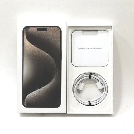 【プレミアムホリデーセール】iPhone 15 Pro Max / 2023 / 1TB / ナチュラルチタニウム / 国内版SIMフリー / ランク:A / MU713J/A / A3105 【中古品管理番号:37903】