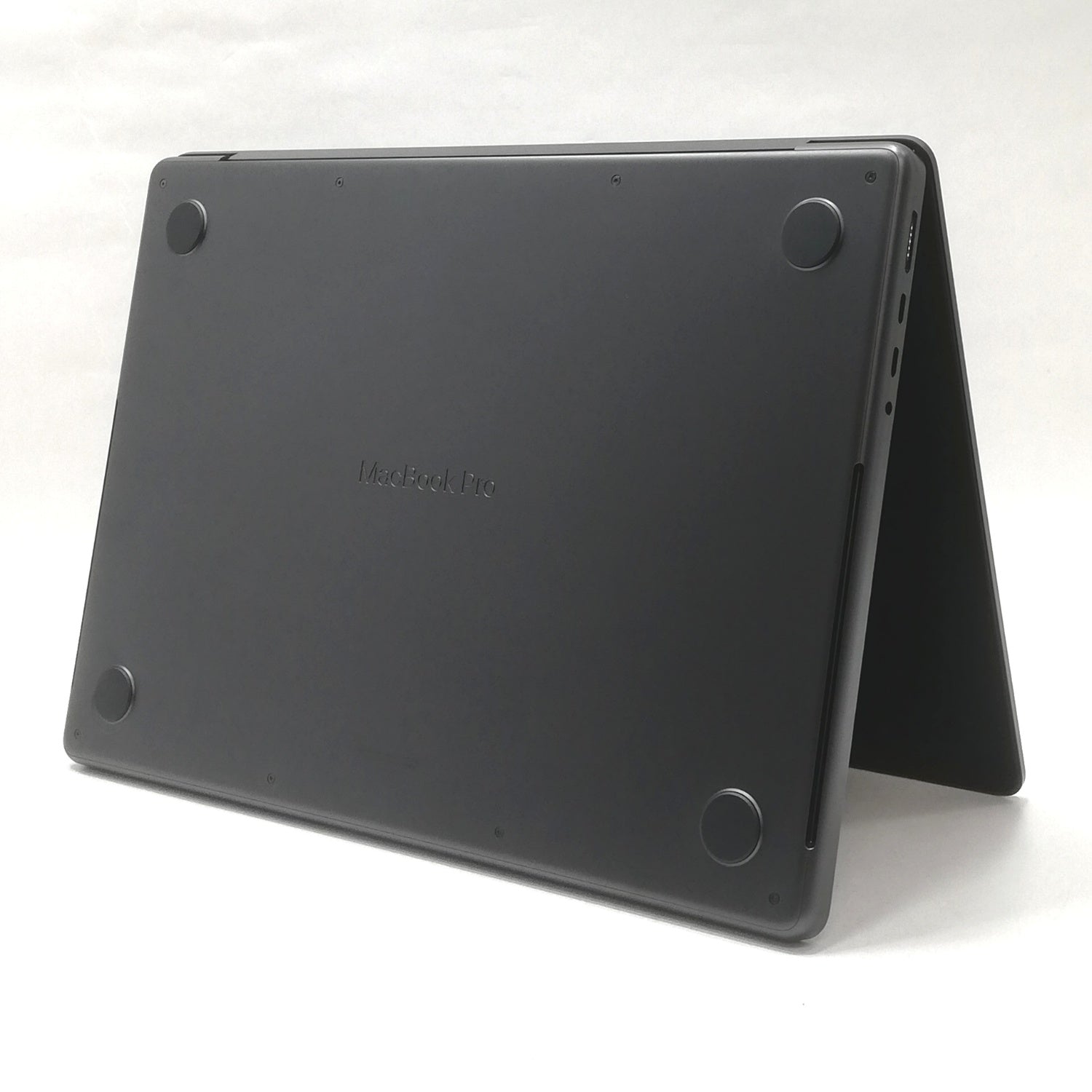 MacBook 中古 販売】MacBook Pro M4 / 14インチ / 2024 / 16GB / 1TB