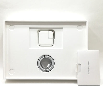 MacBook Air M1 / 13インチ / Mid2020 / 8GB / 256GB / スペースグレイ / ランク:B / MGN63J/A / 【中古品管理番号:37988】