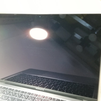 MacBook Air M1 / 13インチ / Mid2020 / 8GB / 256GB / スペースグレイ / ランク:B / MGN63J/A / 【中古品管理番号:37988】