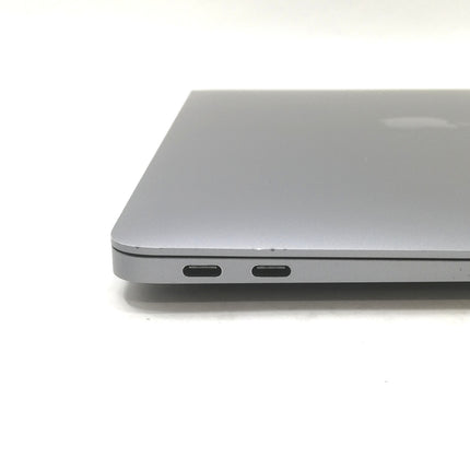 MacBook Air M1 / 13インチ / Mid2020 / 8GB / 256GB / スペースグレイ / ランク:D / MGN63J/A / 【中古品管理番号:37995】