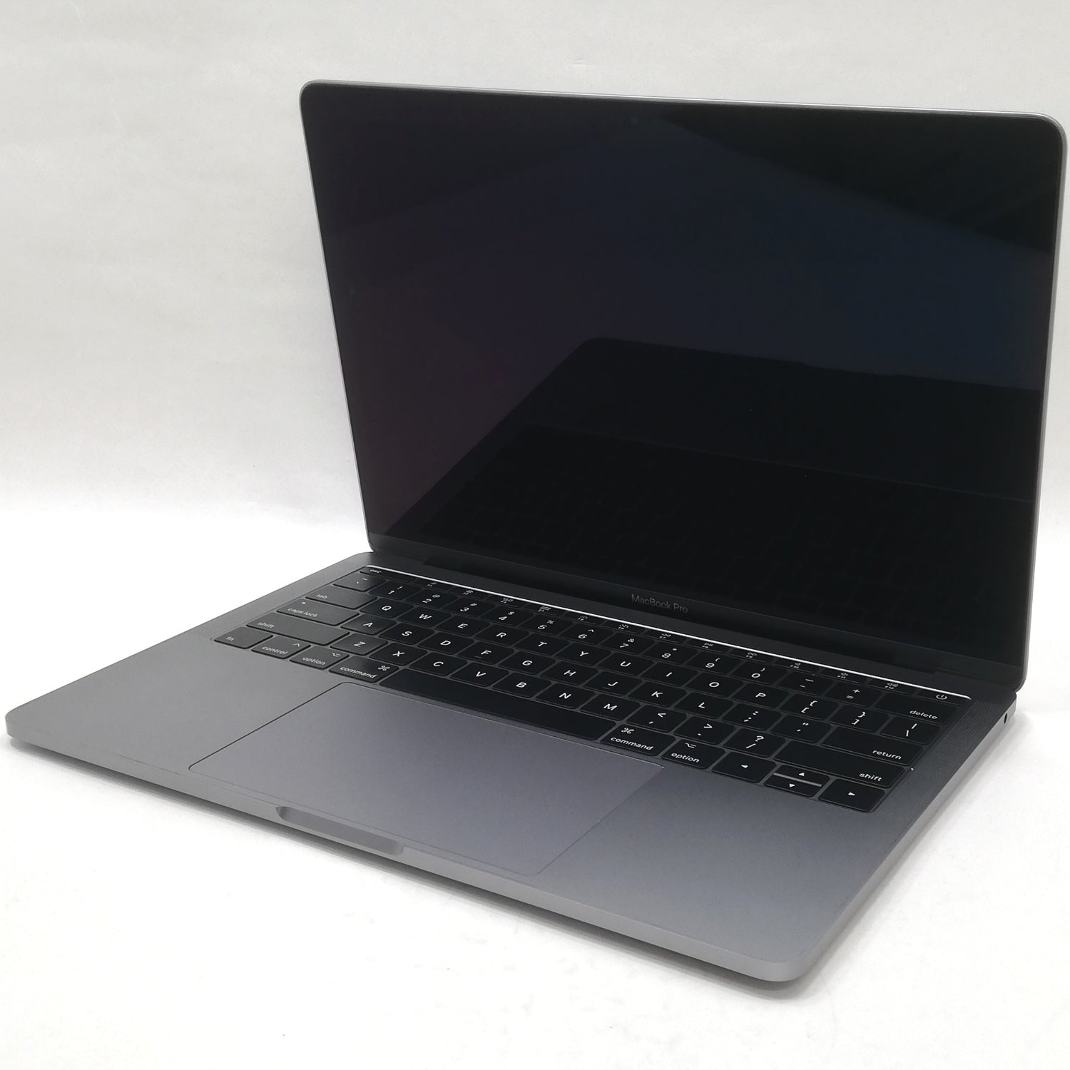 MacBook Pro / 13インチ / 2017 / 16GB / 512GB / スペースグレイ / ランク:B / MPXT2J/A / 【中古品管理番号:37996】