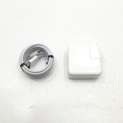 MacBook Air M1 / 13インチ / Mid2020 / 8GB / 256GB / スペースグレイ / ランク:B / MGN63J/A / 【中古品管理番号:38000】