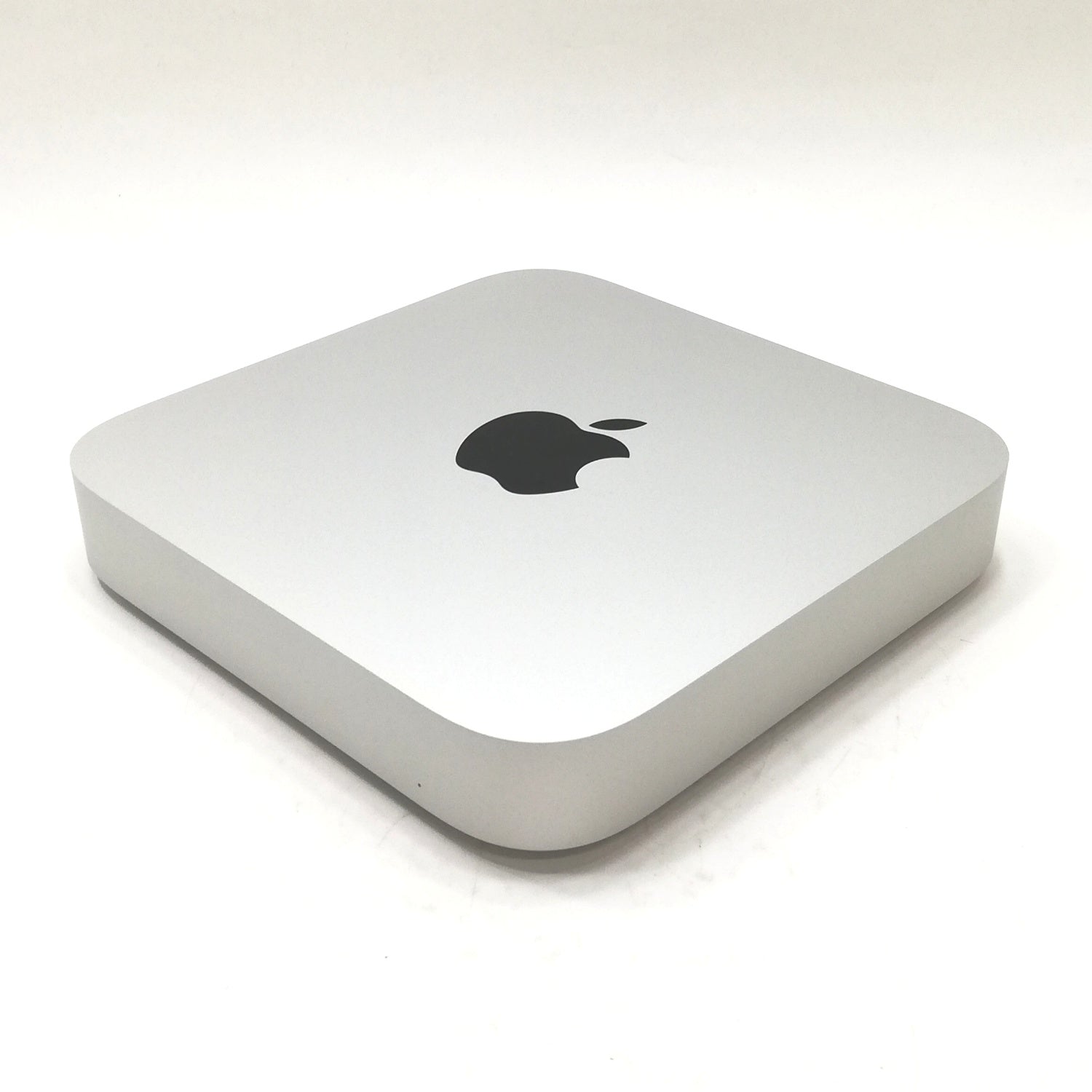 Mac mini M2 / 2023 / 8GB / 256GB / シルバー / ランク:B / MMFJ3J/A / 【中古品管理番号:38008】