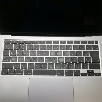 MacBook Air M1 / 13インチ / Mid2020 / 8GB / 256GB / スペースグレイ / ランク:B / MGN63J/A / 【中古品管理番号:38046】