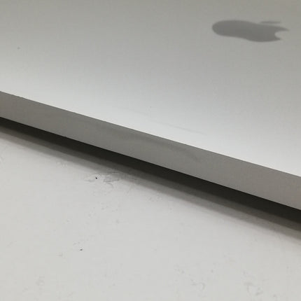MacBook Air M1 / 13インチ / Mid2020 / 8GB / 256GB / シルバー / ランク:C / MGN93J/A / 【中古品管理番号:38048】