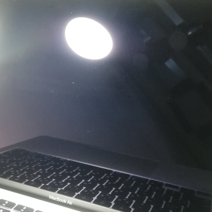 MacBook Air M1 / 13インチ / Mid2020 / 8GB / 256GB / シルバー / ランク:C / MGN93J/A / 【中古品管理番号:38048】