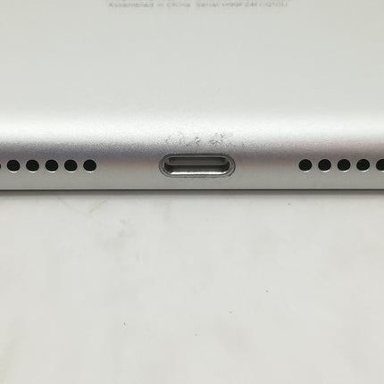 【初売りセール！】iPad / Wi-Fiモデル / 10.2インチ / 第8世代 / 2020 / 32GB / シルバー / ランク:A / MYLA2J/A / A2270 【中古品管理番号:38108】