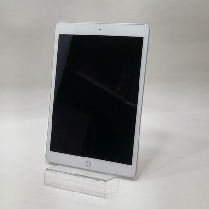 【初売りセール！】iPad / Wi-Fiモデル / 10.2インチ / 第8世代 / 2020 / 32GB / シルバー / ランク:A / MYLA2J/A / A2270 【中古品管理番号:38125】