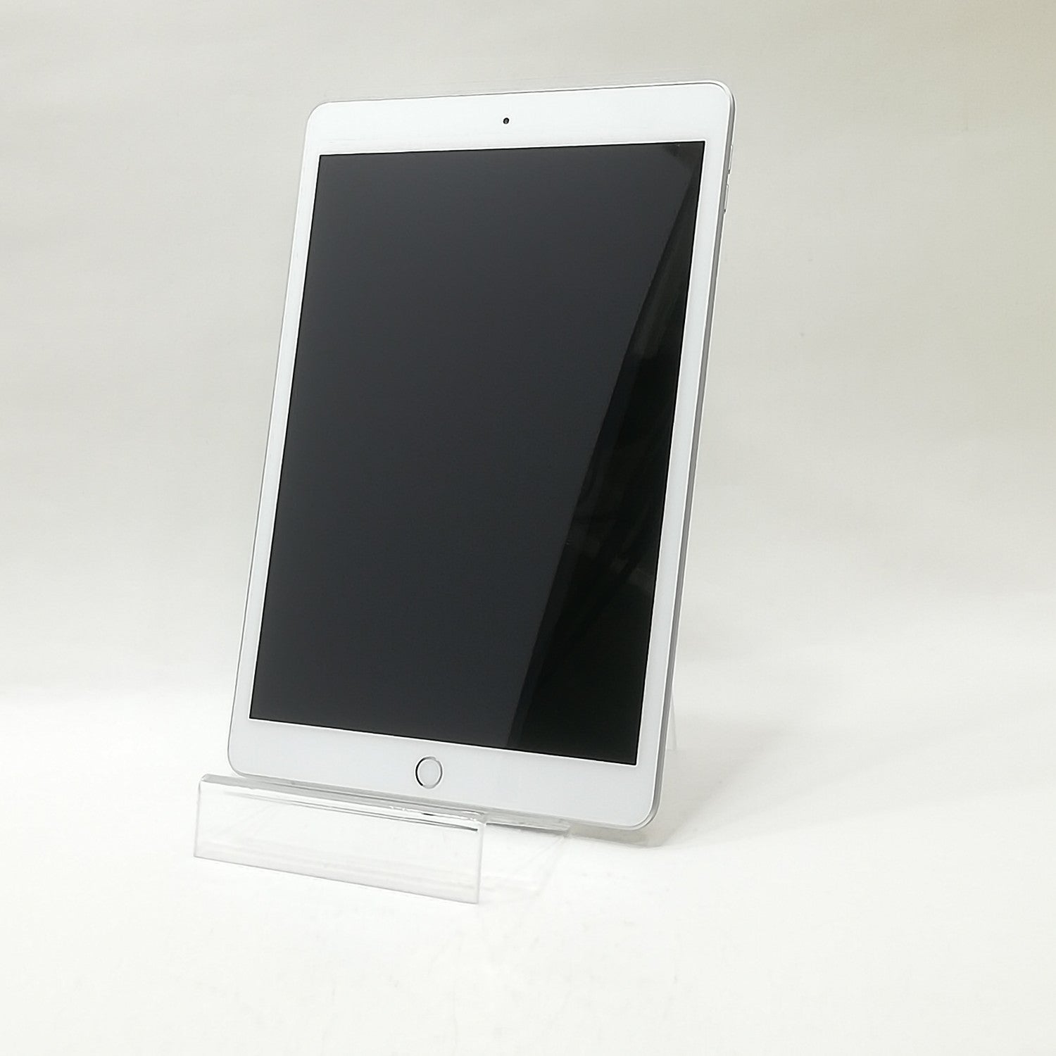 iPad 中古 販売】iPad / Wi-Fiモデル / 10.2インチ / 第8世代 / 2020