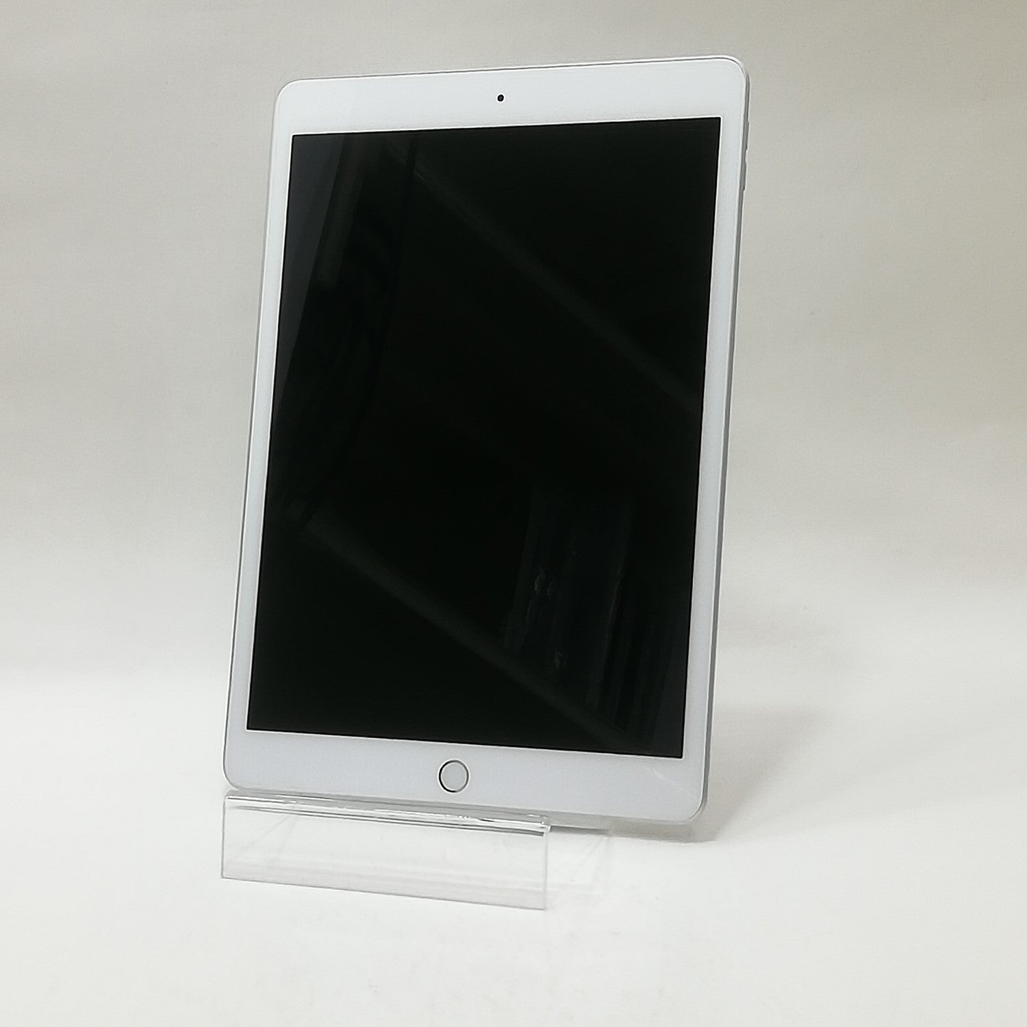iPad 中古 販売】iPad / Wi-Fiモデル / 10.2インチ / 第8世代 / 2020