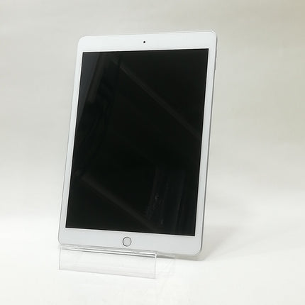 【初売りセール！】iPad / Wi-Fiモデル / 10.2インチ / 第8世代 / 2020 / 32GB / シルバー / ランク:B / MYLA2J/A / A2270 【中古品管理番号:38136】