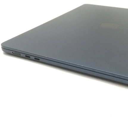 MacBook Air M2 / 15インチ / 2023 / 8GB / 256GB / ミッドナイト / ランク:C / MQKW3J/A / 【中古品管理番号:38143】