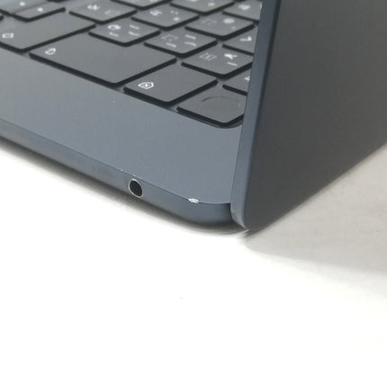 MacBook Air M2 / 15インチ / 2023 / 8GB / 256GB / ミッドナイト / ランク:C / MQKW3J/A / 【中古品管理番号:38143】