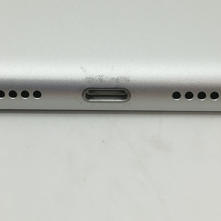 【初売りセール！】iPad / Wi-Fiモデル / 10.2インチ / 第8世代 / 2020 / 32GB / シルバー / ランク:B / MYLA2J/A / A2270 【中古品管理番号:38152】