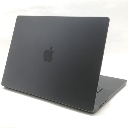 MacBook Pro M4Pro / 16インチ / 2024 / 24GB / 512GB / シルバー / ランク:A / MX2X3J/A / 【中古品管理番号:38196】