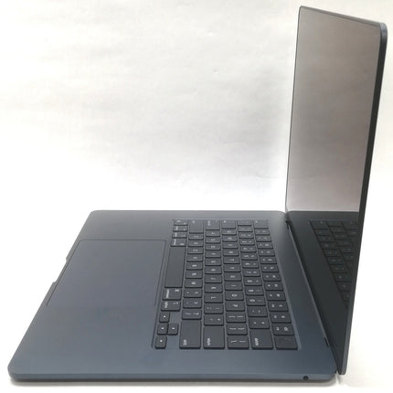 MacBook Air M3 / 15インチ / 2024 / 24GB / 1TB / ミッドナイト / ランク:A / MRYV3J/A / 【中古品管理番号:38217】