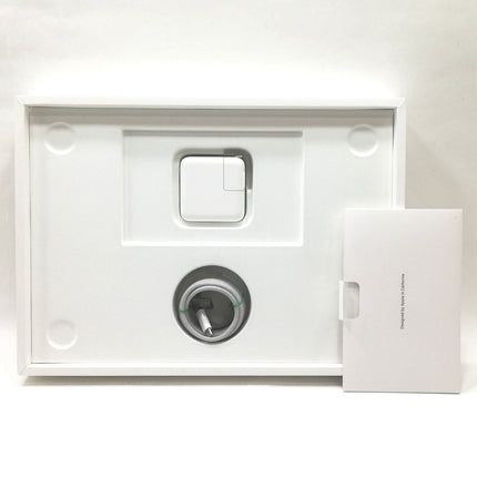 MacBook Air M2 / 13インチ / 2022 / 8GB / 256GB / スペースグレイ / ランク:B / MLXW3J/A / 【中古品管理番号:38219】