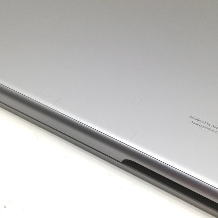 MacBook Air M2 / 13インチ / 2022 / 8GB / 256GB / スペースグレイ / ランク:B / MLXW3J/A / 【中古品管理番号:38219】