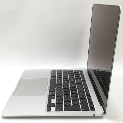 MacBook Air M1 / 13インチ / Mid2020 / 8GB / 256GB / シルバー / ランク:B / MGN93J/A / 【中古品管理番号:38234】