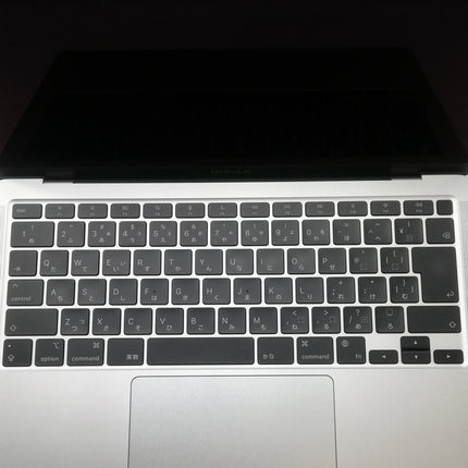 MacBook Air M1 / 13インチ / Mid2020 / 8GB / 256GB / シルバー / ランク:B / MGN93J/A / 【中古品管理番号:38234】