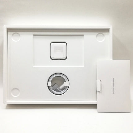 MacBook Air M4 / 13インチ / 2025 / 24GB / 512GB / シルバー / ランク:A / MC654J/A / 【中古品管理番号:38259】