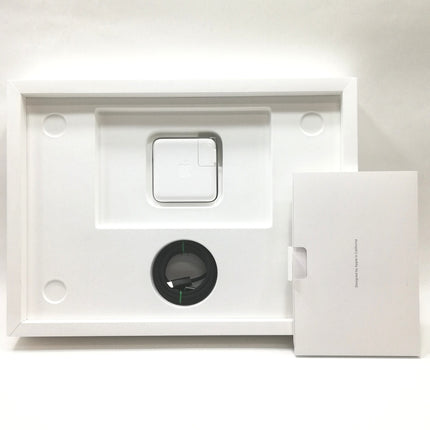 MacBook Pro M4 / 14インチ / 2024 / 16GB / 512GB / スペースブラック / ランク:A / MW2U3J/A / 【中古品管理番号:38261】