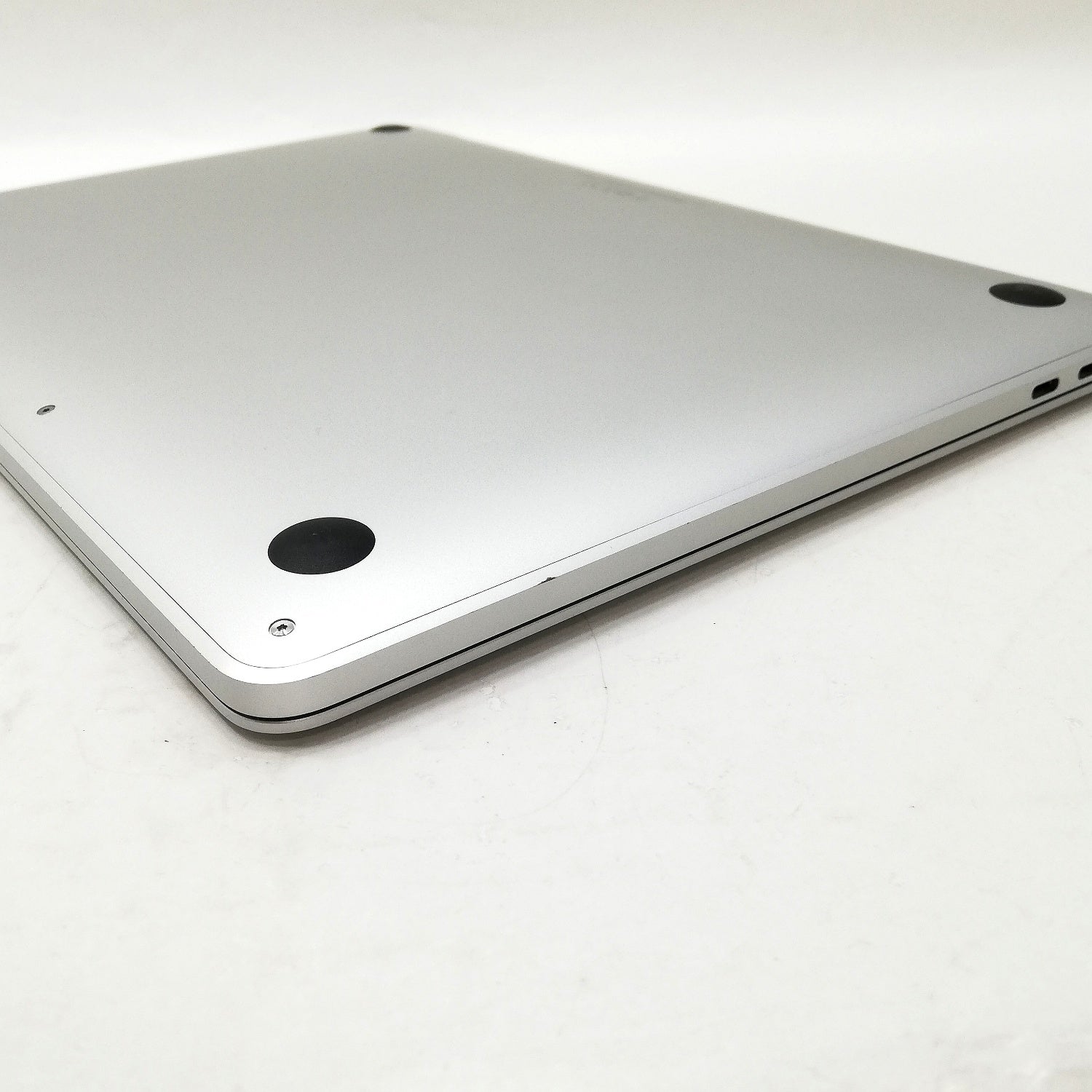 MacBook 中古 販売】MacBook Pro M2 / 13インチ / 2022 / 24GB / 512GB