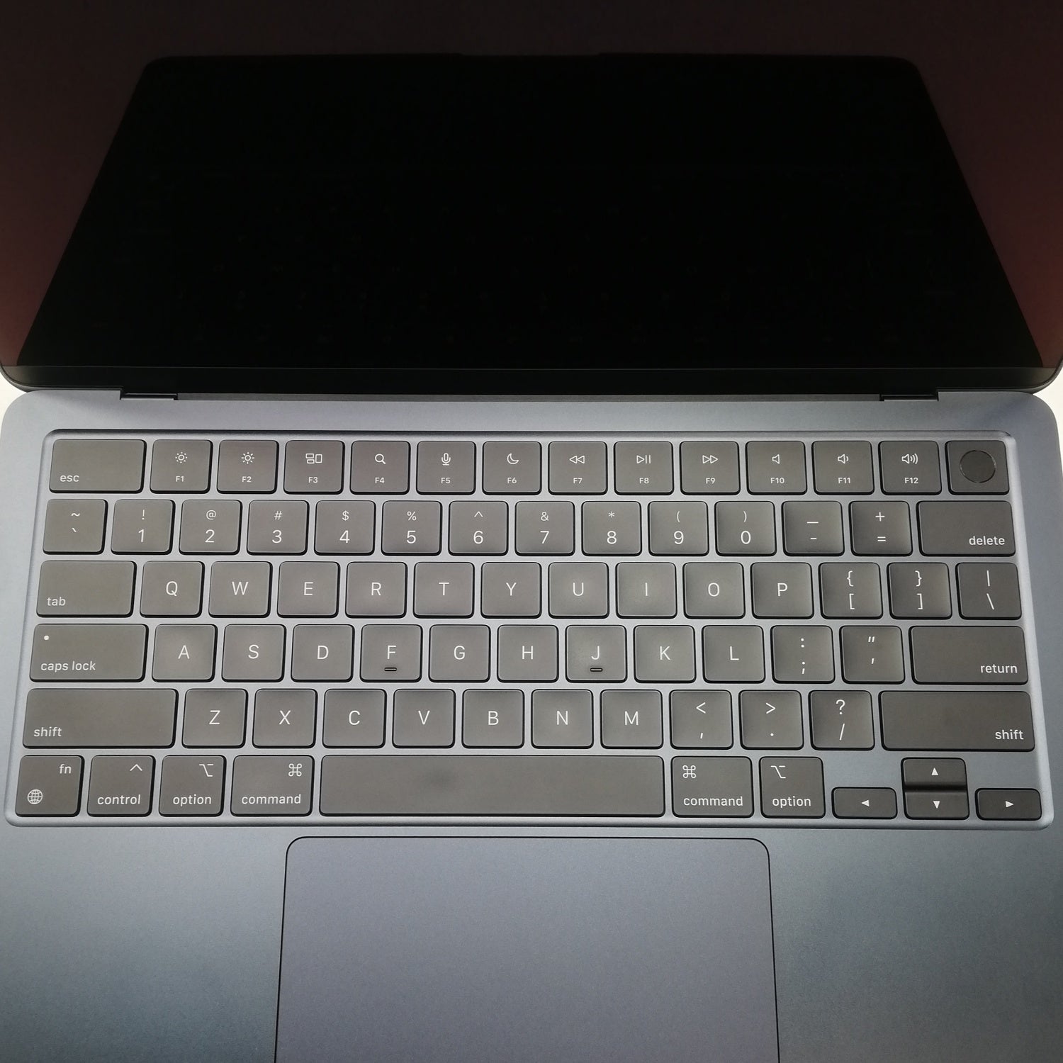 MacBook 中古 販売】MacBook Air M2 / 13インチ / 2022 / 8GB / 512GB
